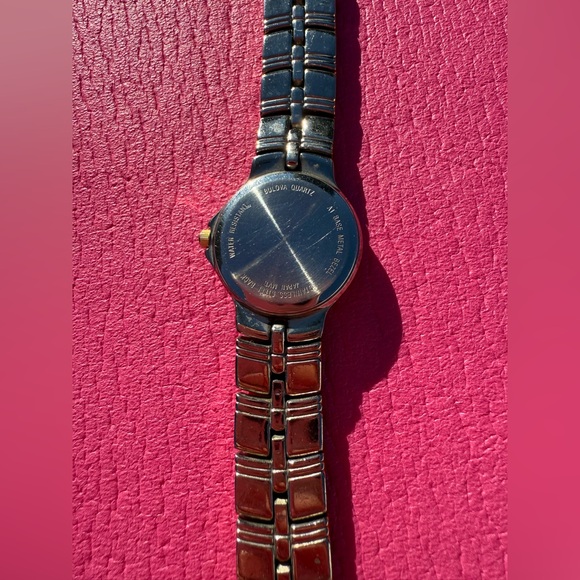 Bulova women’s watch silver gold color (two-tone) - Picture 3 of 3